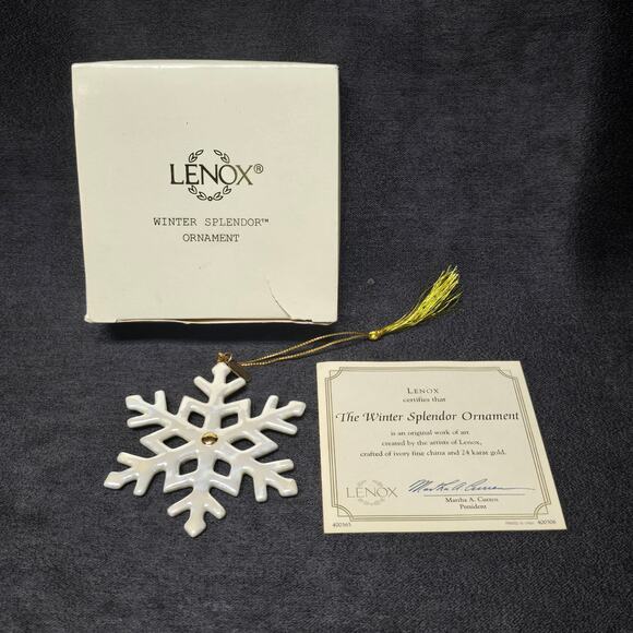 Lenox “The Winter Splendor” Snowflake Christmas Ornament with COA - Picture 1 of 7